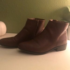 Brown Colored Boots 🧡🤎